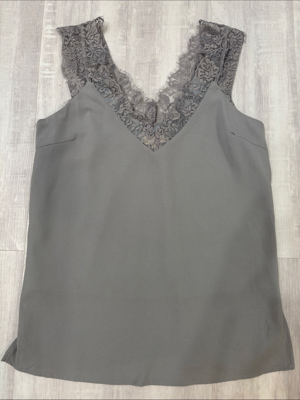 Umgee Gray Lace V-Neck Tank Small